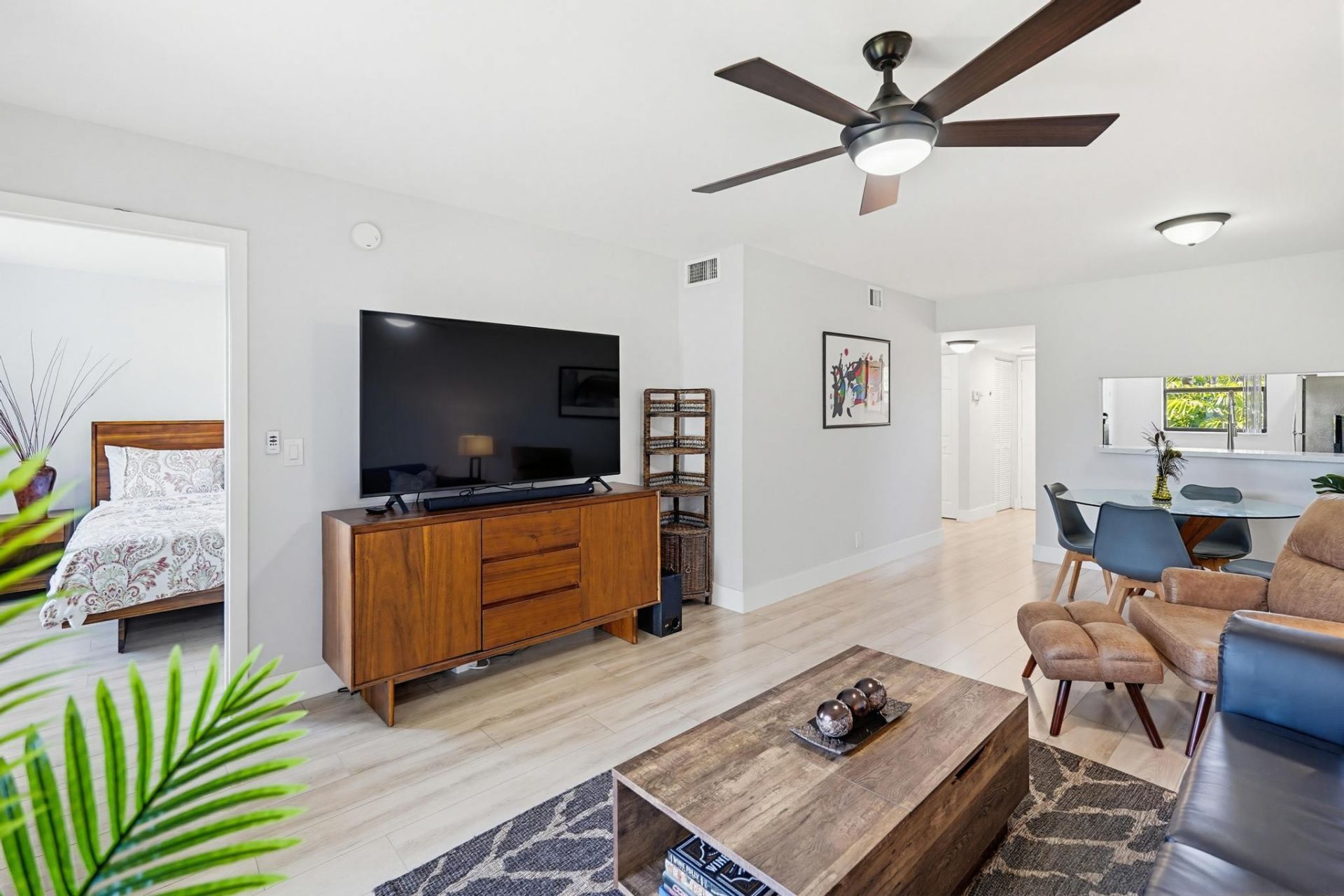 7245 Golf Colony Court, Unit 204, Lake Worth, FL 33467 Photo
