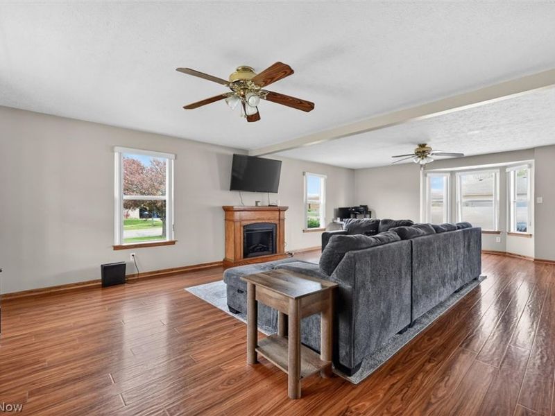81 S Brookside Drive , Oak Harbor, OH 43449 Photo 5