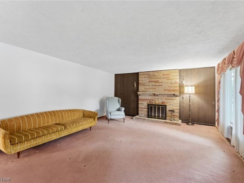 1304 E 2nd Street, Dover, OH 44622 Photo 5