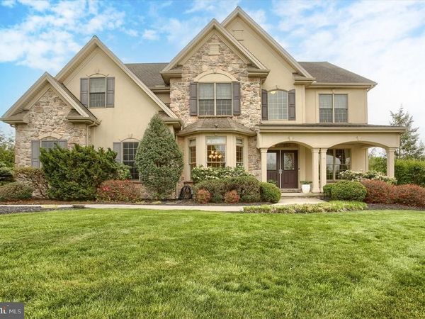 6445 MCCORMICK LANE , HARRISBURG, PA 17111