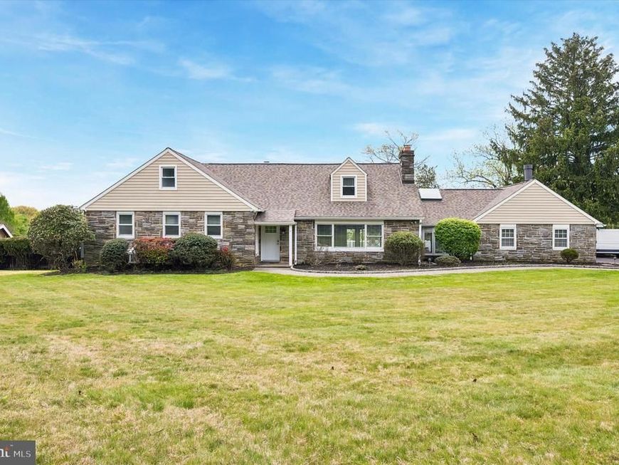 975 Palmers Mill Road, Media, PA 19063 Main Photo