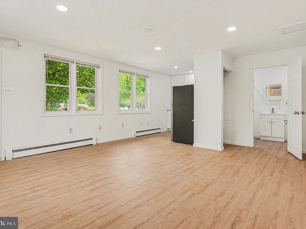 107 ALLISON ROAD , ORELAND, PA 19075