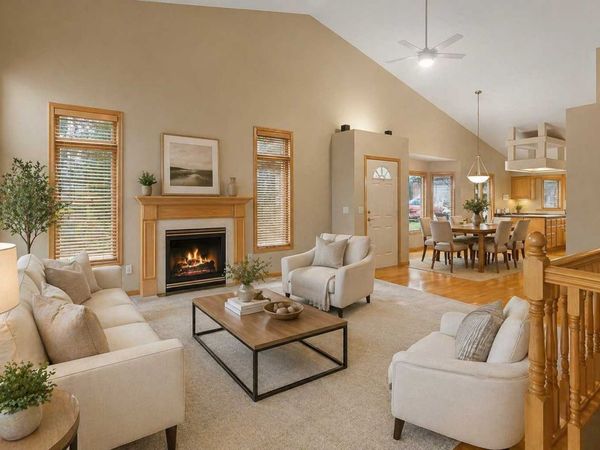 14327 Savanna Oaks Drive, Savage, MN 55378