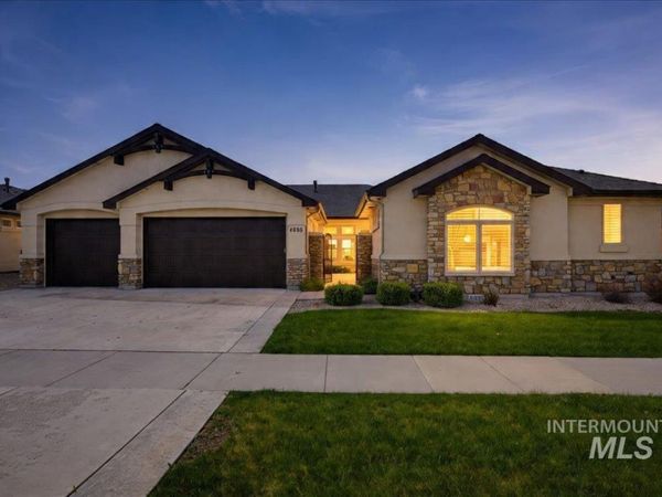 4635 W Braveheart St, Eagle, ID 83616