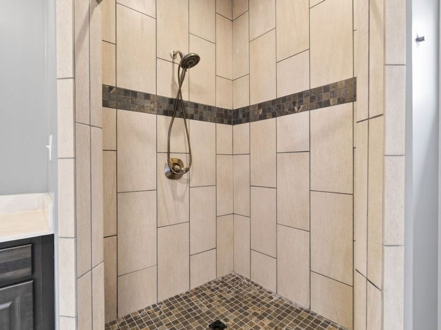 Property Image 93