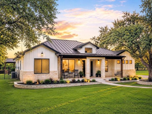 111 Craigen RD, Liberty Hill, TX 78642