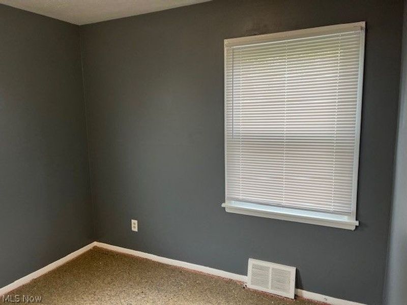 4428 E 156th Street, Cleveland, OH 44128 Photo 12