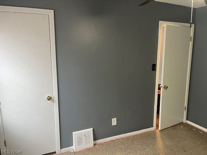 4428 E 156th Street, Cleveland, OH 44128 Photo 9