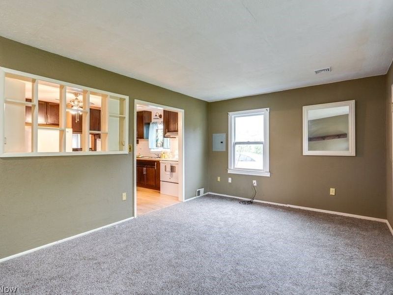 8764 Ravenna Road, Chardon, OH 44024 Photo 7