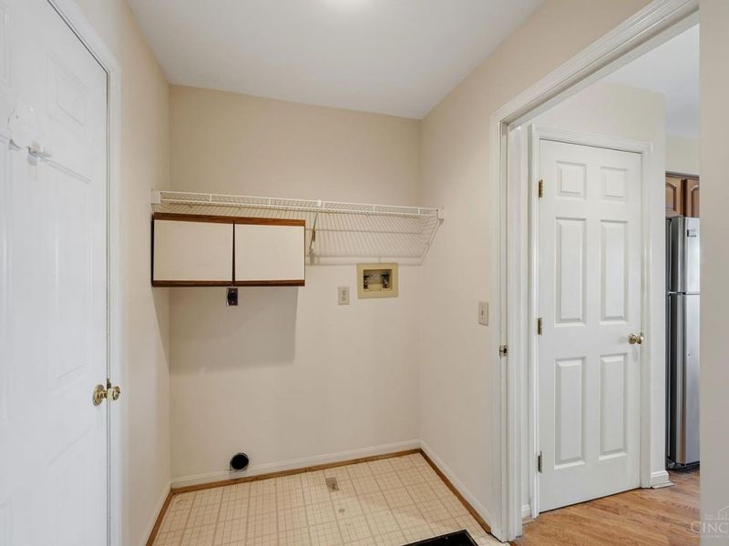 5815 Windknoll Court, Columbia Twp, OH 45243 Photo 21