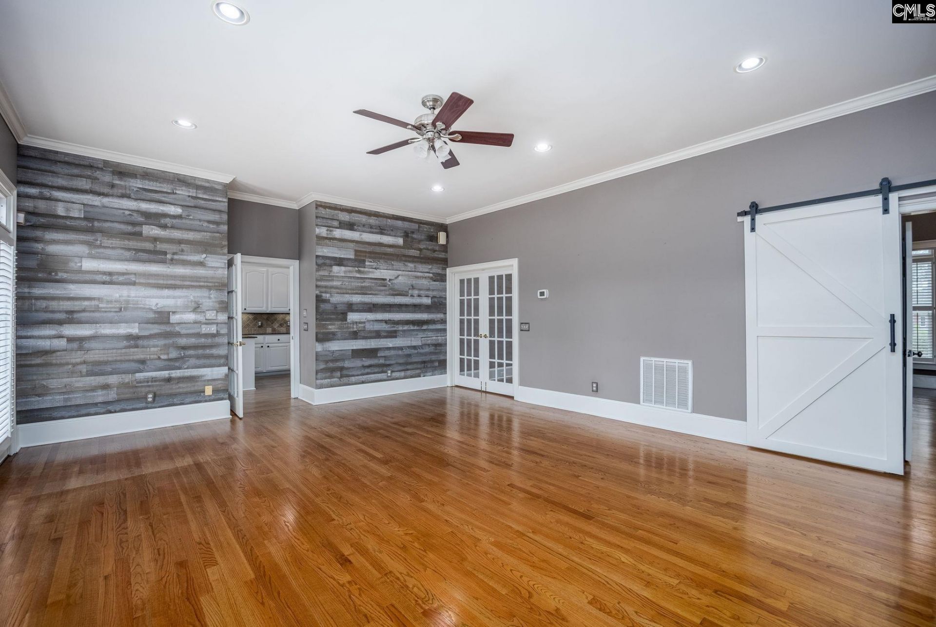 96 Oak Brook Drive  Photo 22
