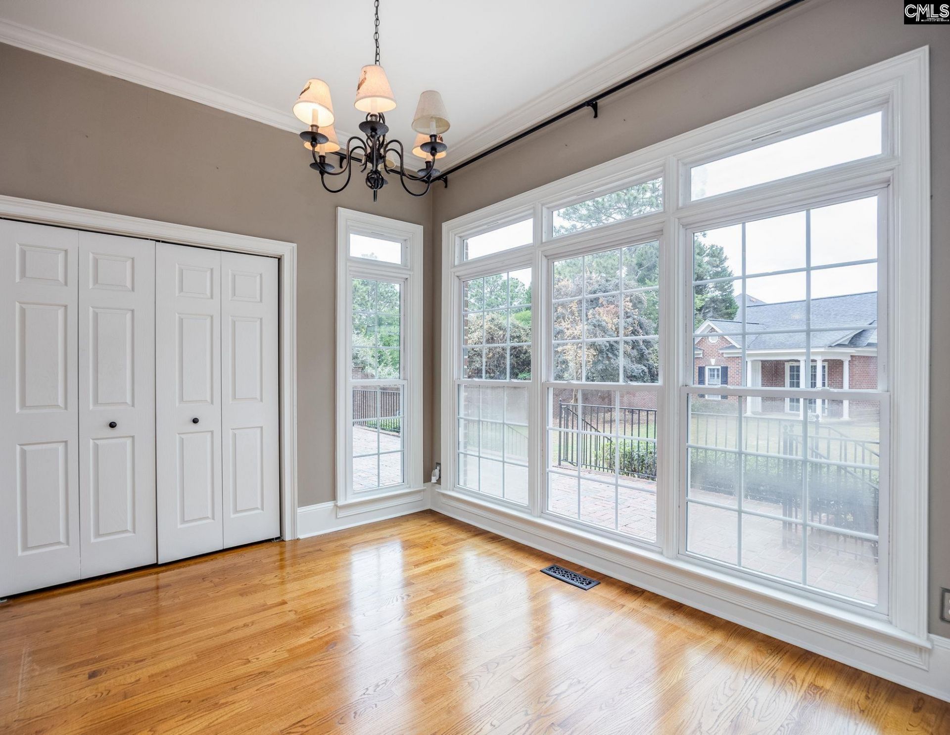 96 Oak Brook Drive  Photo 24