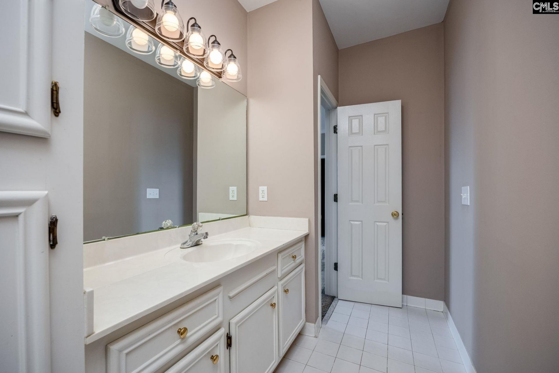 96 Oak Brook Drive  Photo 67