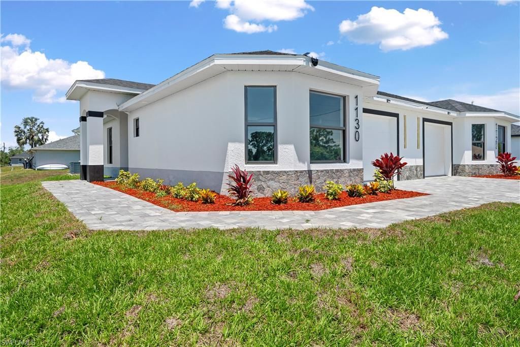 1128-1130 Graystone Ave, Lehigh Acres, FL 33974 Photo