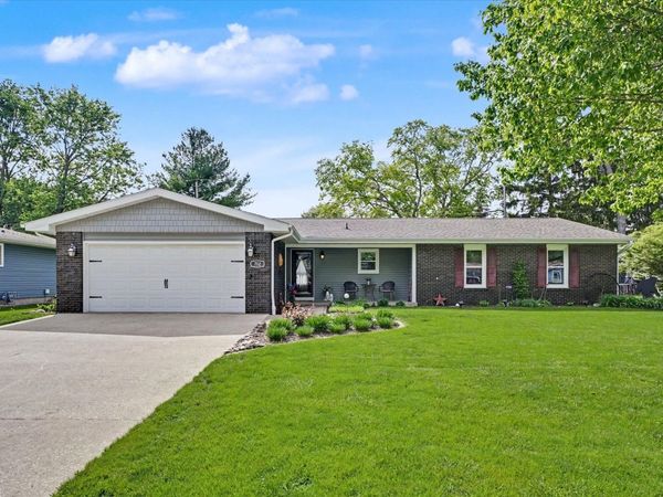 702 Van Buren Street, Monticello, IL 61856