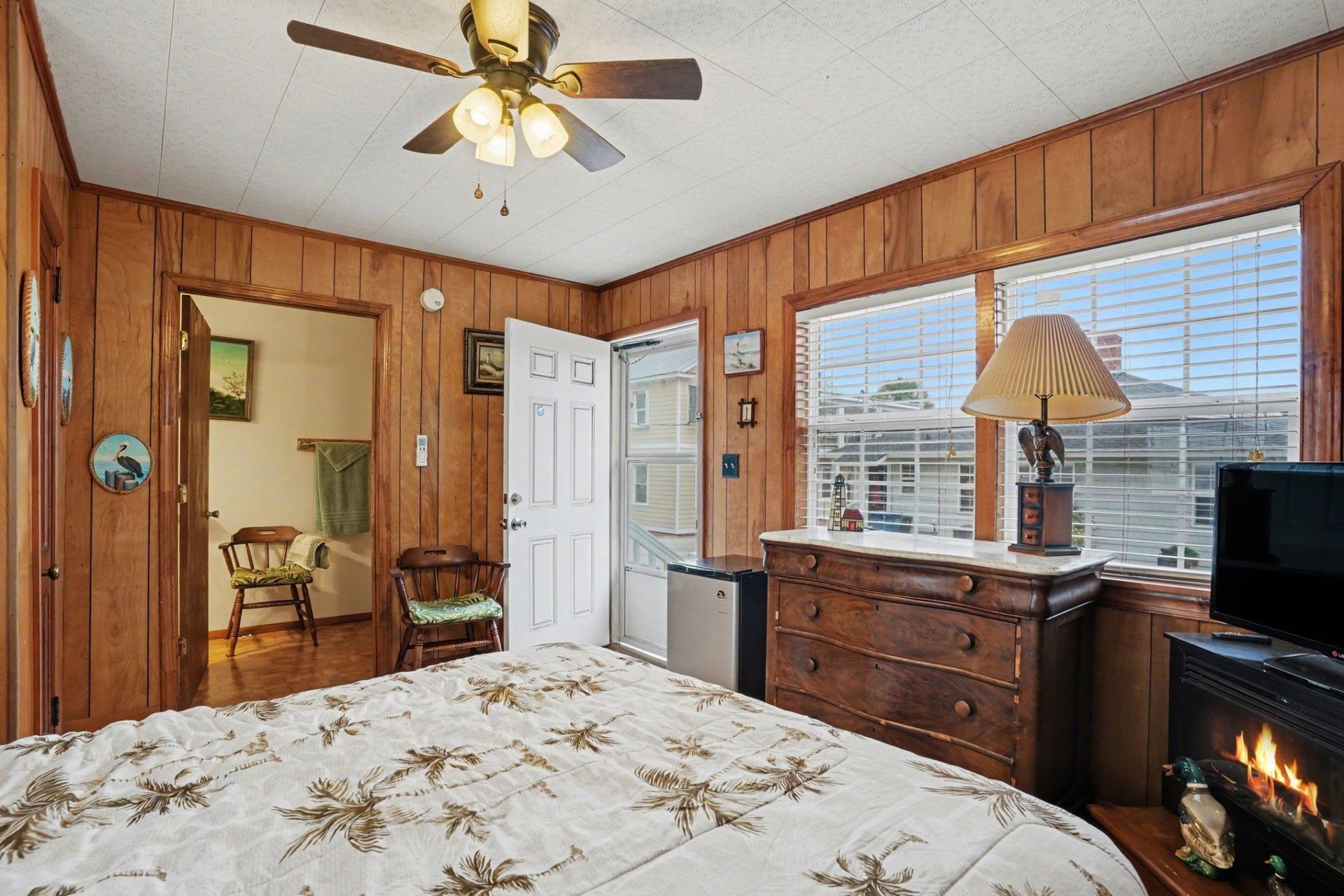 5705 N Ocean Blvd. Photo 16