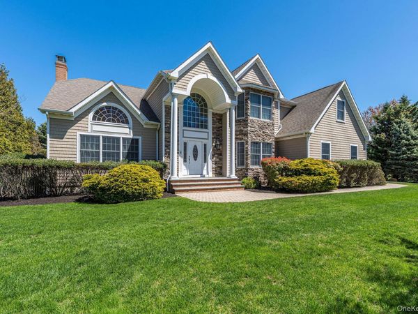 90 Caiola Court , Greenport, NY 11944