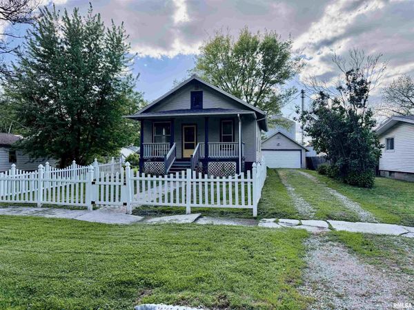 215 S FULTON Street, Avon, IL 61415