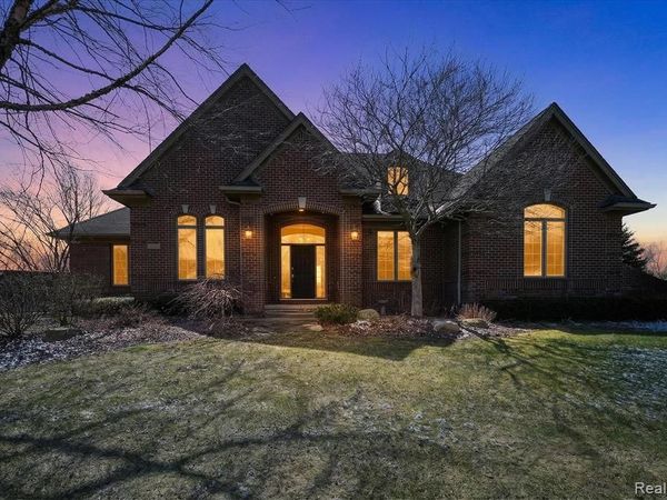 2591 Overbrook, Highland Twp, MI 48357
