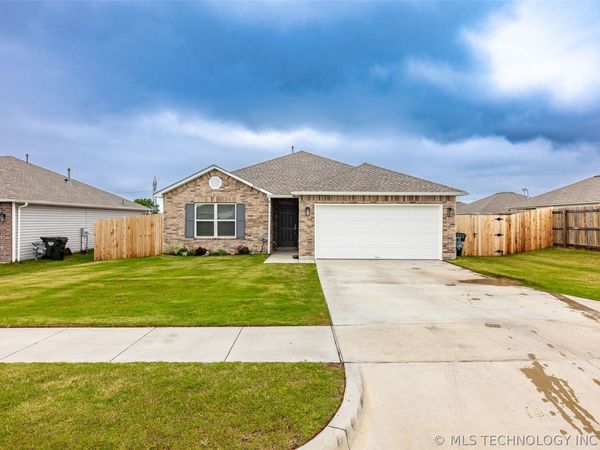 23317 E 114th Street S, Broken Arrow, OK 74014