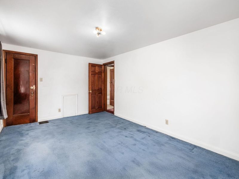 1736 E Frankfort Street , Columbus, OH 43206 Photo 21
