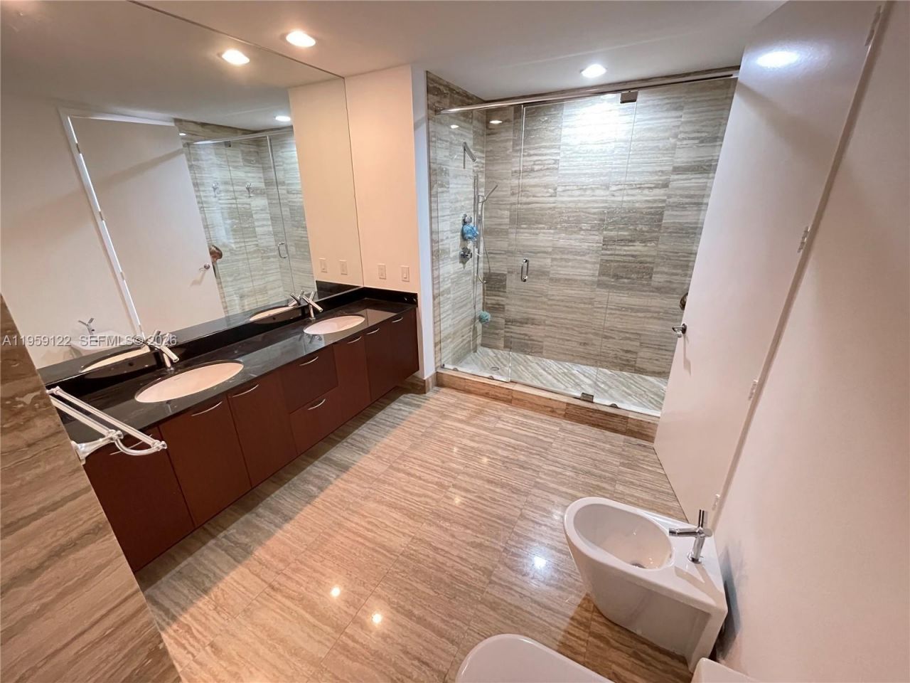 15901 Collins Ave , Unit 3005, Sunny Isles Beach, FL 33160 Photo