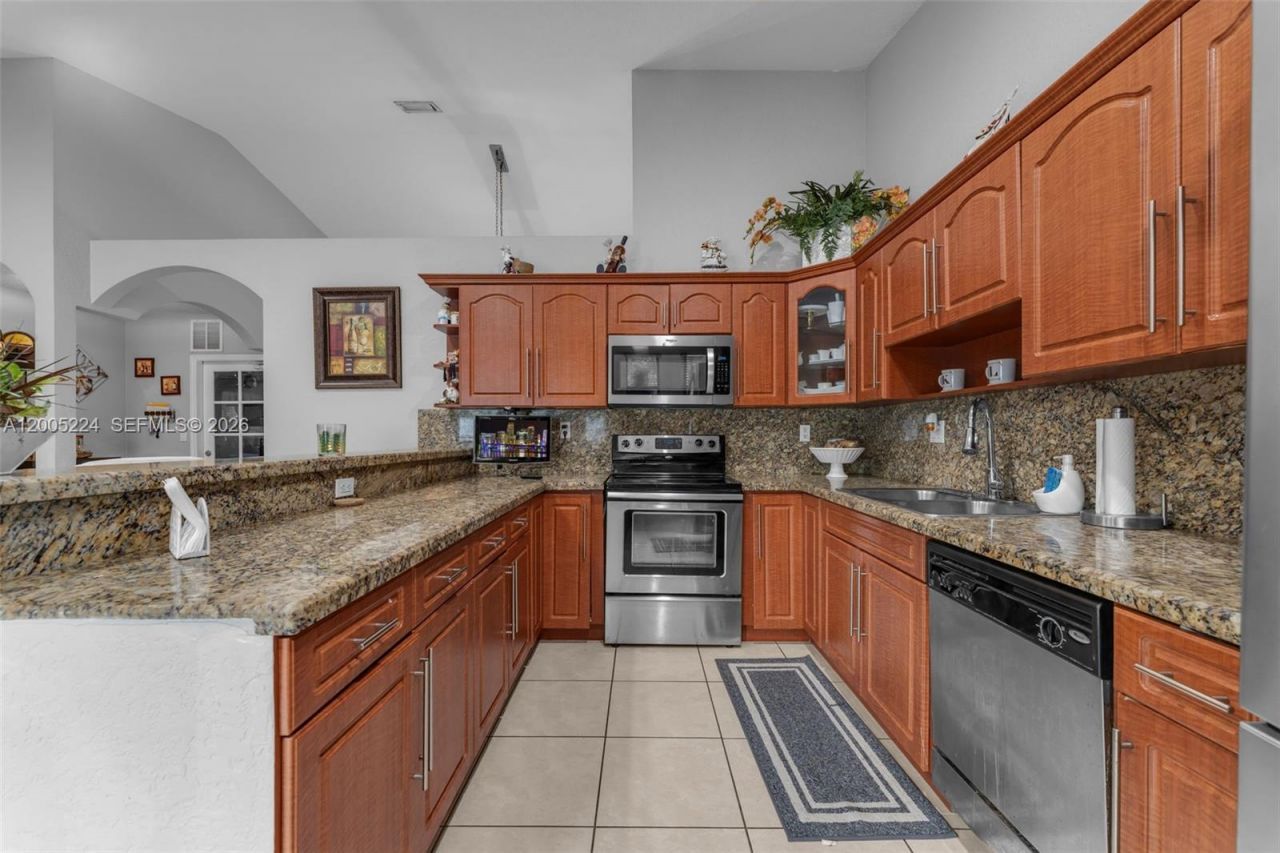 3160 SW 142nd Ave , Miami, FL 33175 Photo