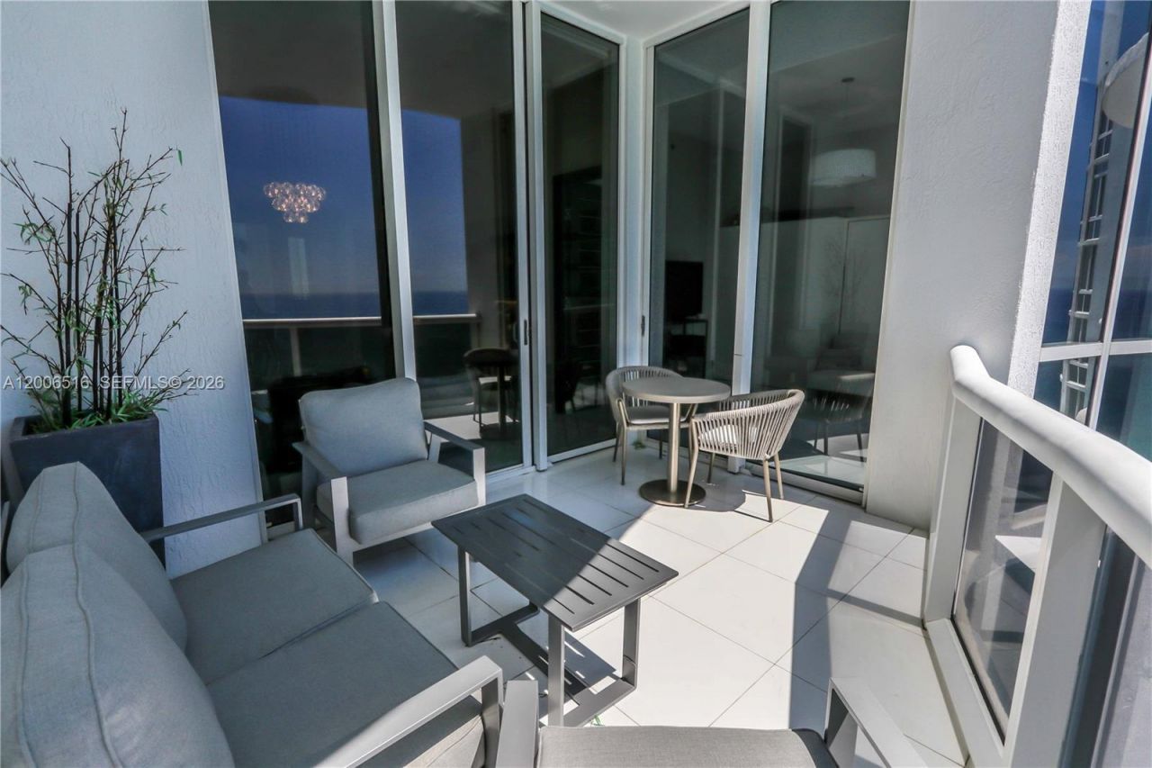 15901 Collins Ave, Unit 4106, Sunny Isles Beach, FL 33160 Photo