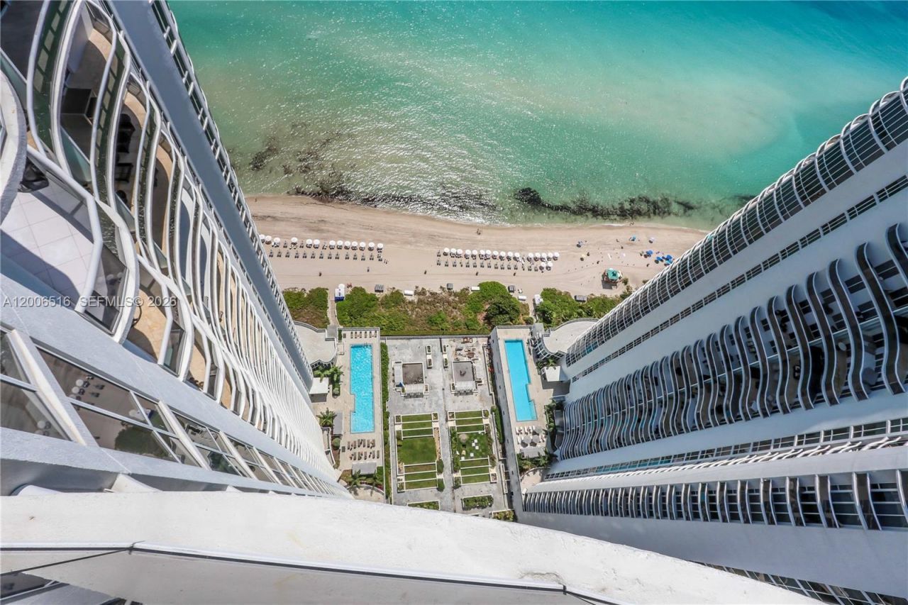 15901 Collins Ave, Unit 4106, Sunny Isles Beach, FL 33160 Photo