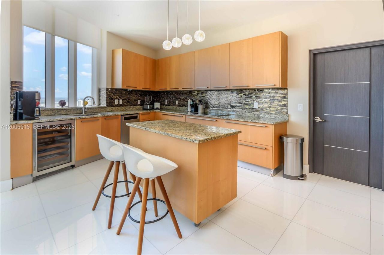 15901 Collins Ave, Unit 4106, Sunny Isles Beach, FL 33160 Photo