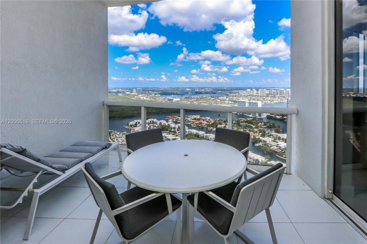 15901 Collins Ave, Unit 4106, Sunny Isles Beach, FL 33160 Photo