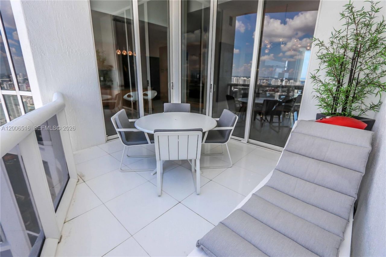 15901 Collins Ave, Unit 4106, Sunny Isles Beach, FL 33160 Photo