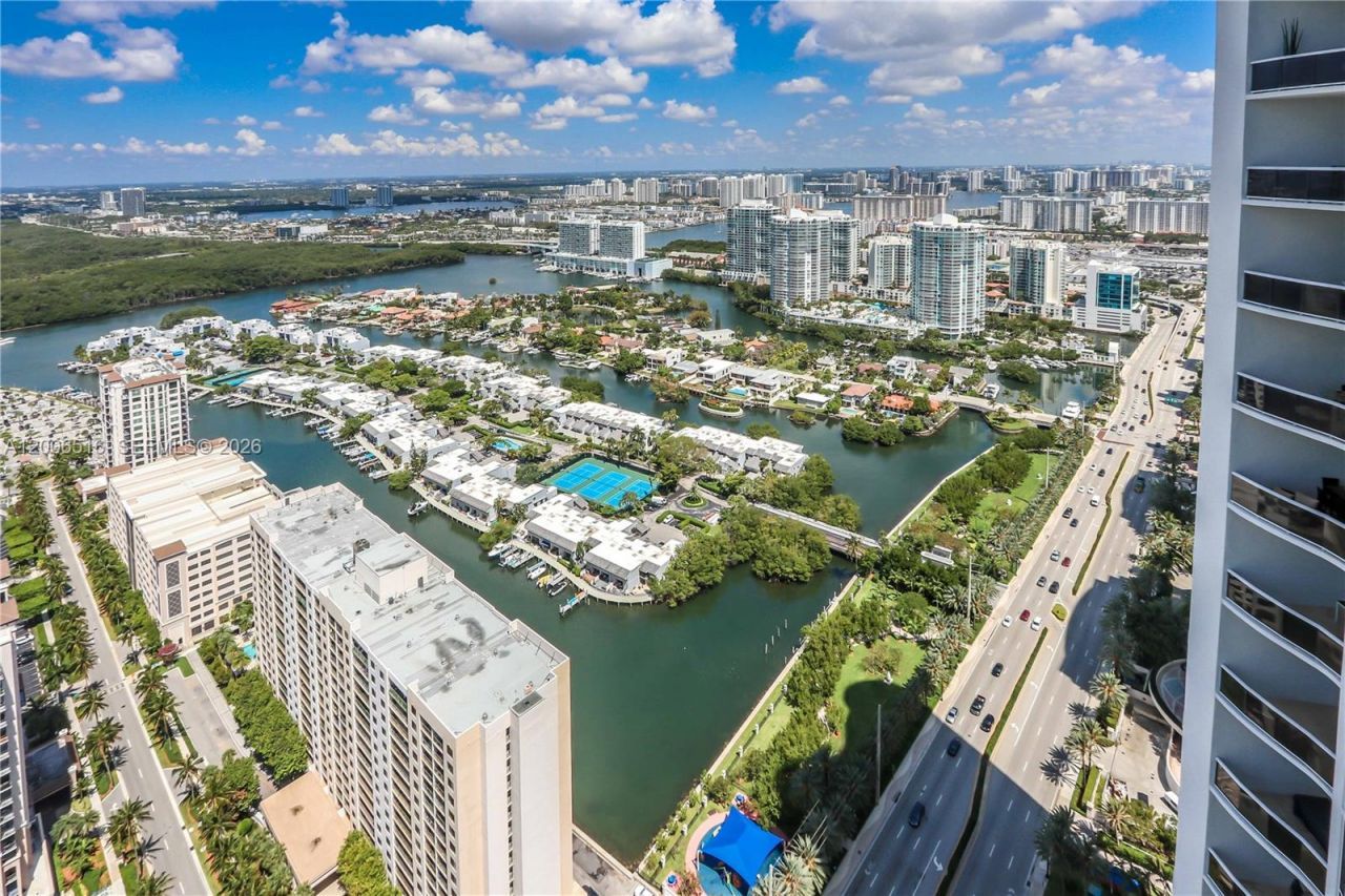 15901 Collins Ave, Unit 4106, Sunny Isles Beach, FL 33160 Photo