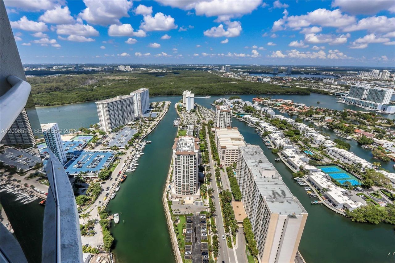 15901 Collins Ave, Unit 4106, Sunny Isles Beach, FL 33160 Photo