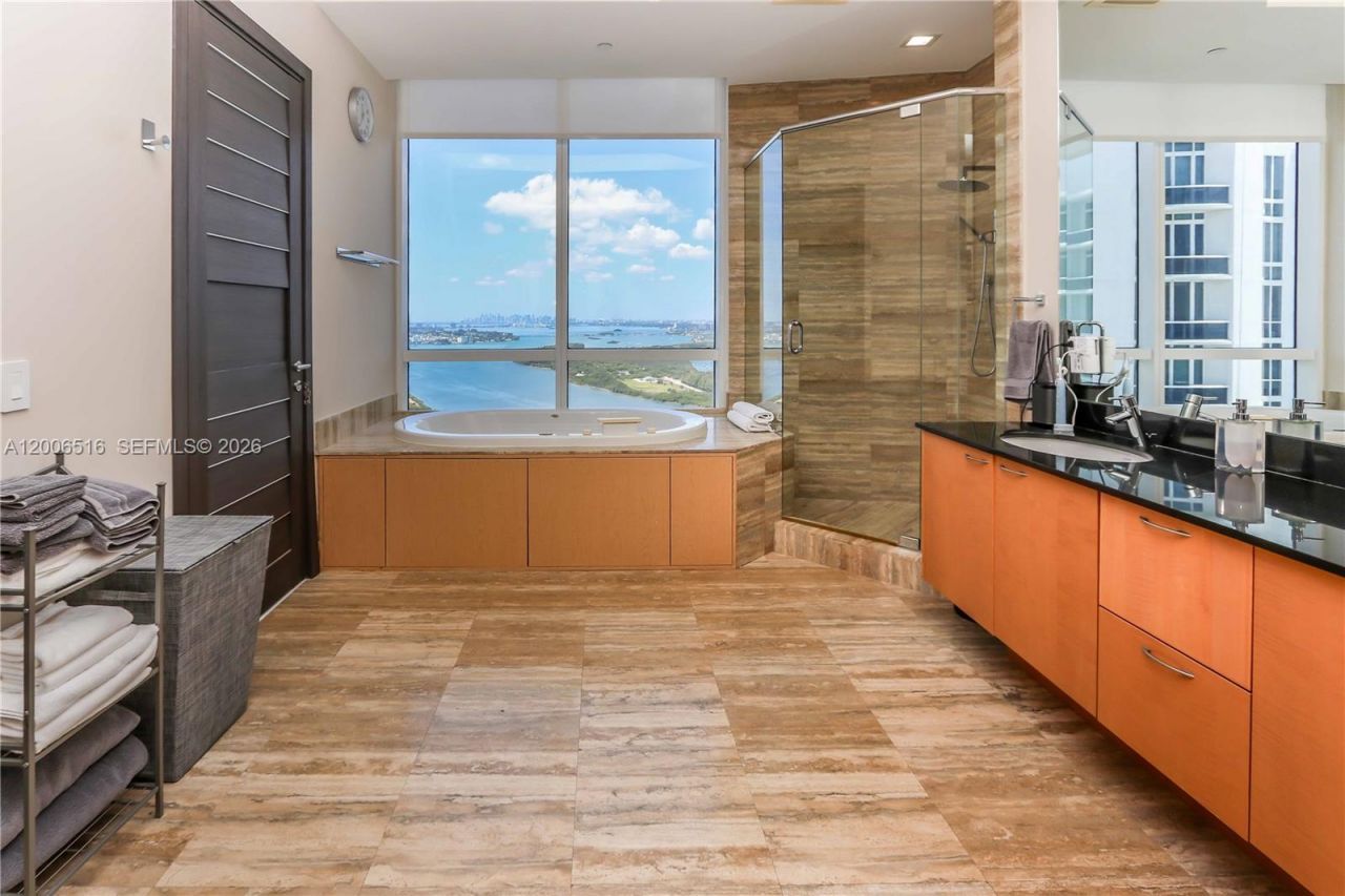 15901 Collins Ave, Unit 4106, Sunny Isles Beach, FL 33160 Photo