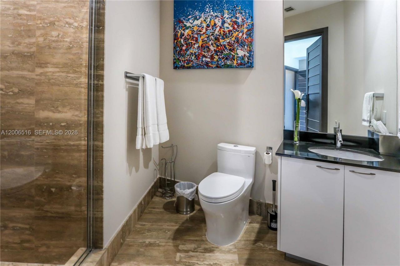 15901 Collins Ave, Unit 4106, Sunny Isles Beach, FL 33160 Photo