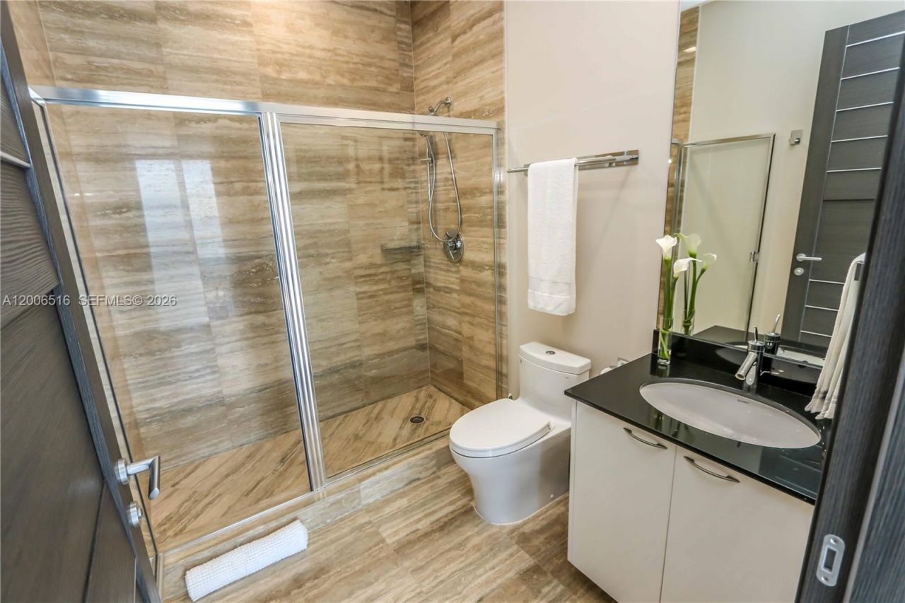 15901 Collins Ave, Unit 4106, Sunny Isles Beach, FL 33160 Photo