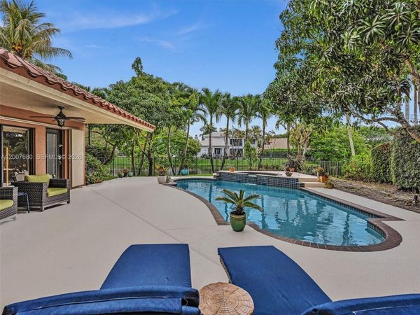 1080 Creekford Dr , Weston, FL 33326