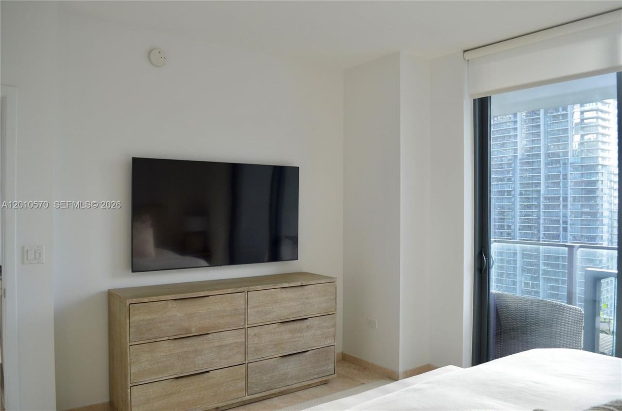 68 SE 6th St , Unit 2708, Miami, FL 33131 Photo