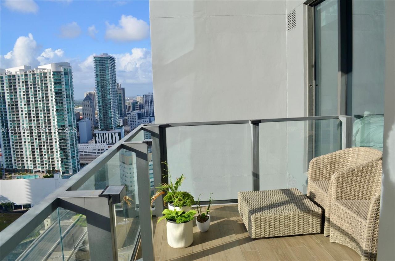 68 SE 6th St , Unit 2708, Miami, FL 33131 Photo