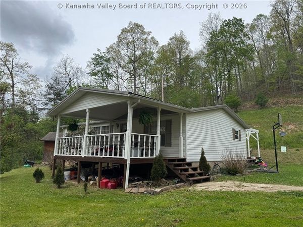 27 Burrhead Drive, Maysel, WV 25133