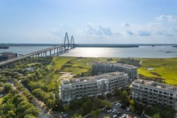 238 Cooper River Drive photo 4