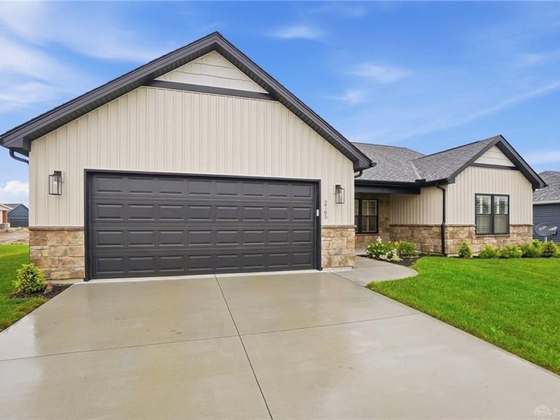 2765 Liette Drive, Troy, OH 45373 Photo 2