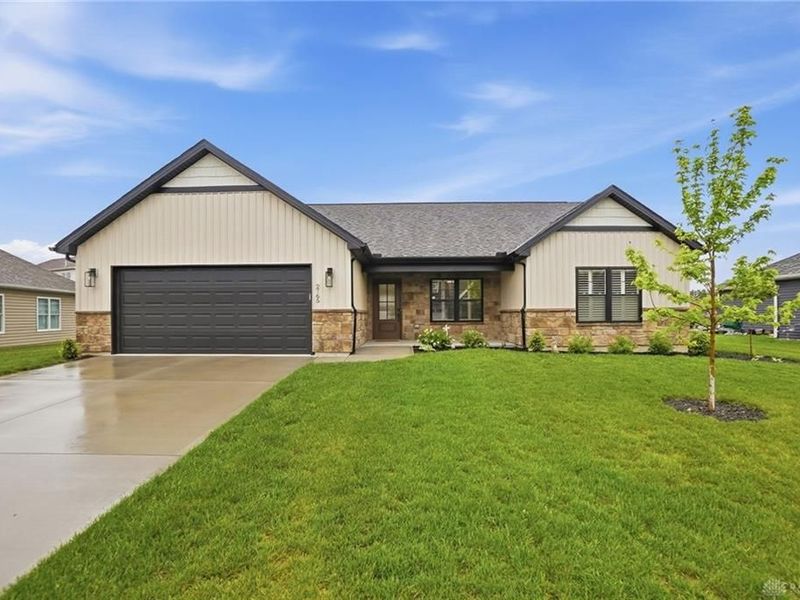 2765 Liette Drive, Troy, OH 45373 Photo 3