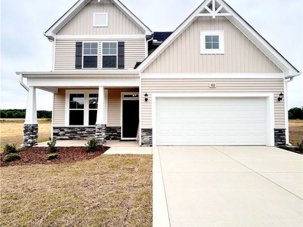 102 Maverick Lane, Dunn, NC 28334