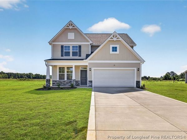 102 Maverick Lane, Dunn, NC 28334