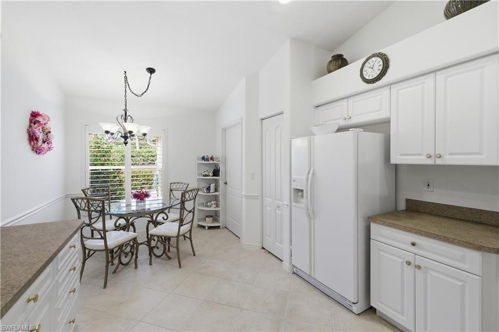 8024 Sivon Way, Unit 905, Naples, FL 34119 Photo
