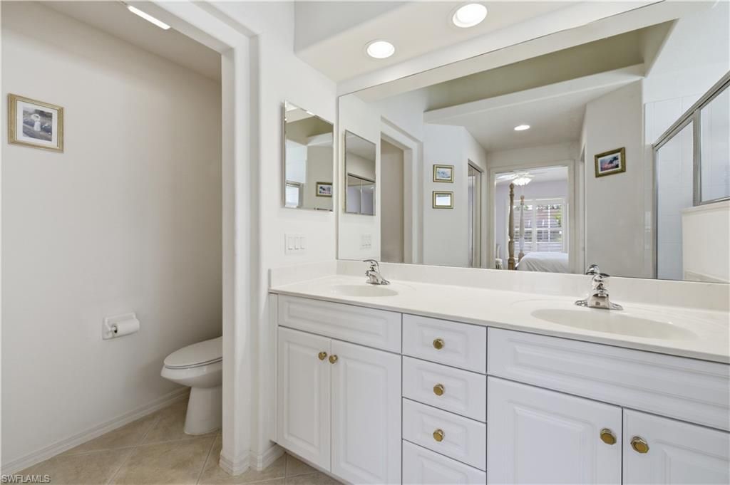 8024 Sivon Way, Unit 905, Naples, FL 34119 Photo