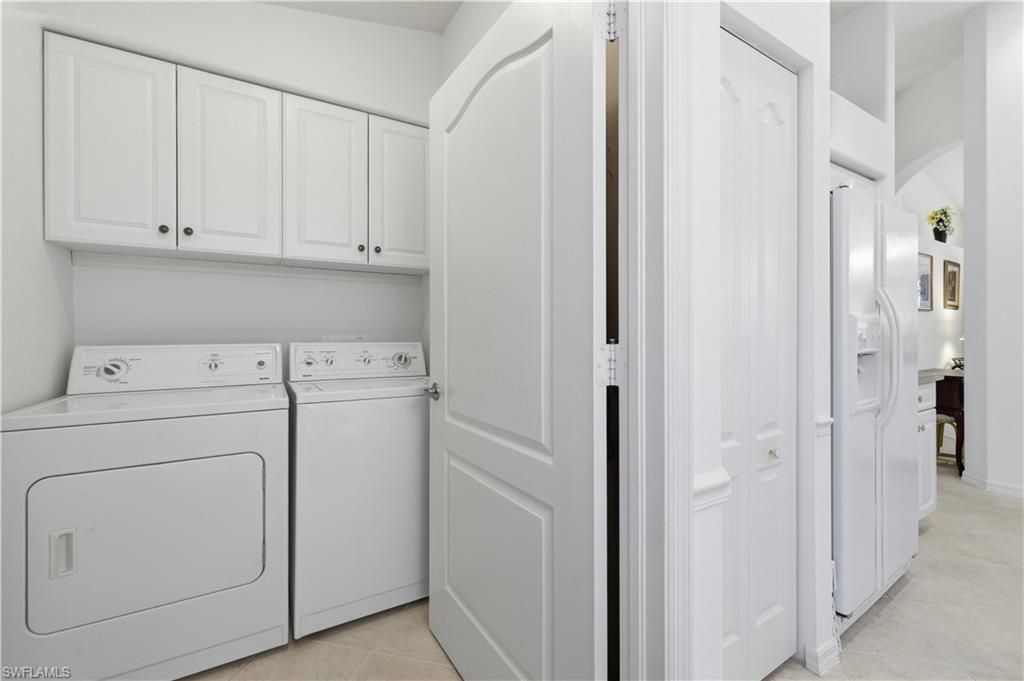 8024 Sivon Way, Unit 905, Naples, FL 34119 Photo
