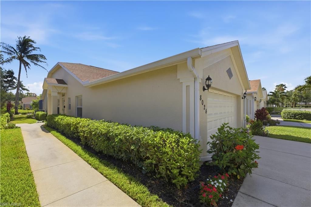 8024 Sivon Way, Unit 905, Naples, FL 34119 Photo